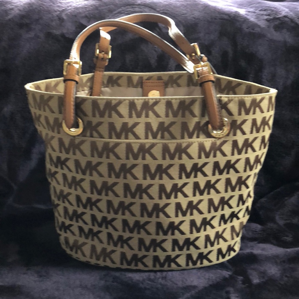 MK tote Bag